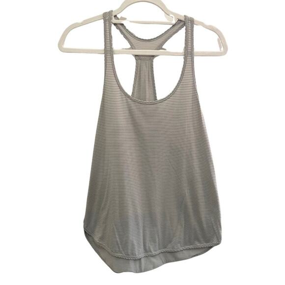 Lululemon 105 F Singlet Tank Top Gray Scalloped Edge Racerback Size 6/8 724G - Picture 6 of 11
